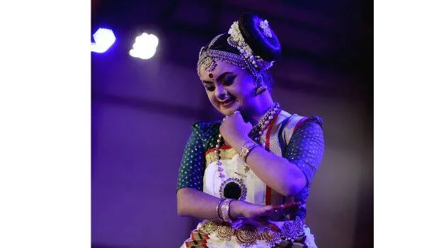 divya divya