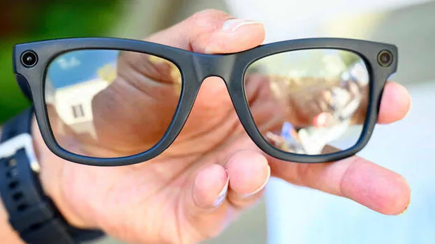 camera-glass