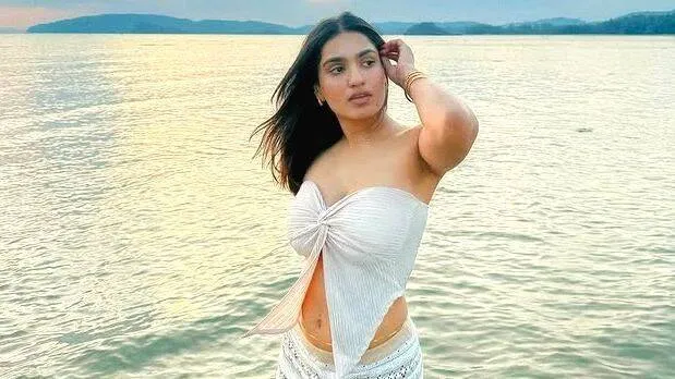 saniya-iyyappan saniya-iyyappan