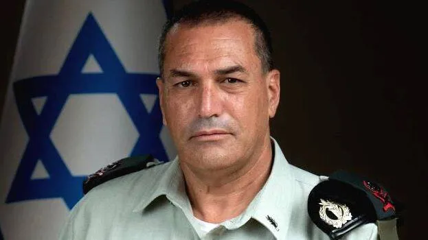 eyal-zamir-