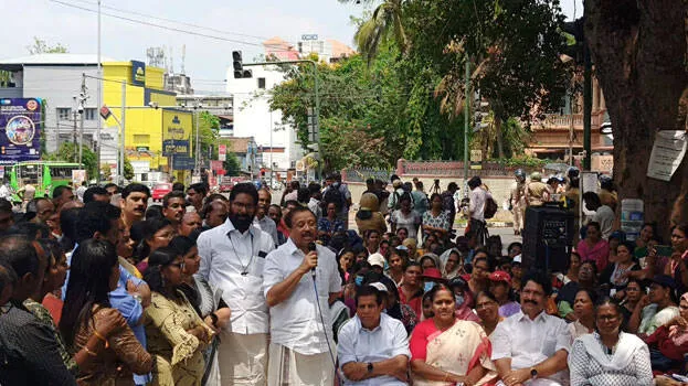 v-muraleedharan