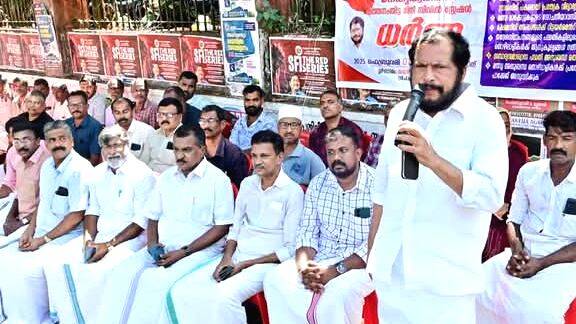 mathsya-thozhilali-dharna