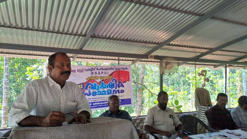 04-ksspu-adoor