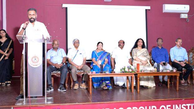 mohandas-college