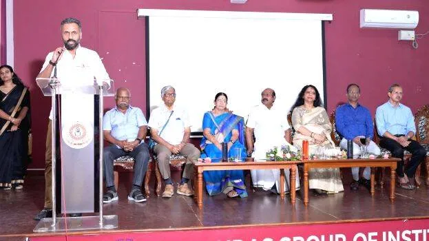 mohandas-college