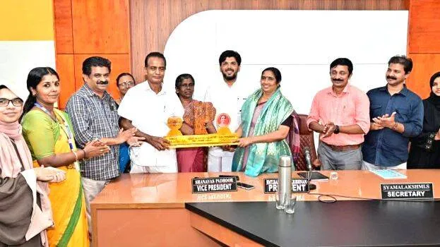 adaram adaram