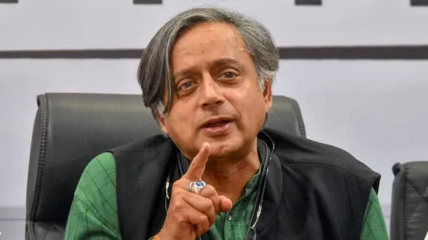 shashi-tharoor