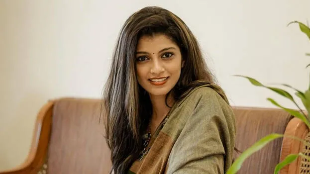 sruthi-rajanikanth
