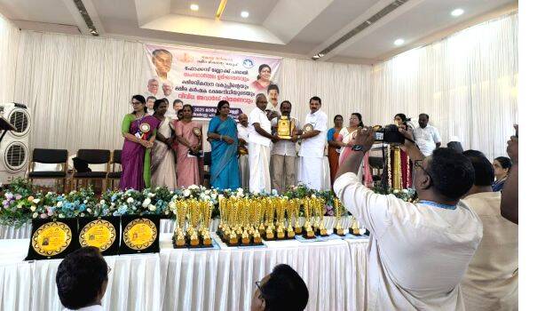 award-atuvangunu