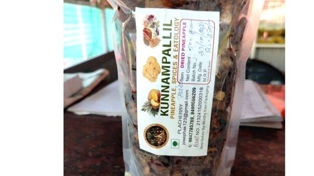 dry-fruit-with-honey