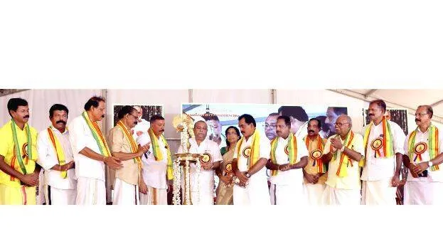 dershanolasavam-frist-day