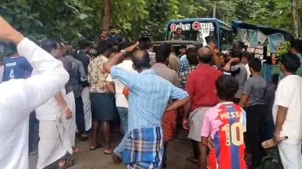 vaanmvakuppu