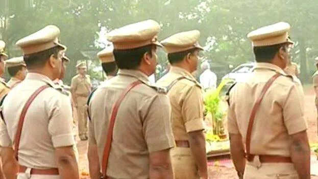 kerala-police-de-promotio