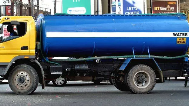 tanker-lori