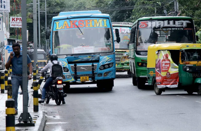 bus-rash-drive