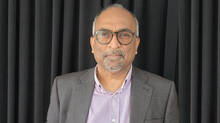 manambur-suresh-bagged-kochin-kalabhavan-london-award