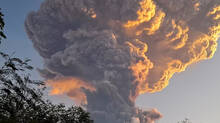 volcanic-eruption-in-indonesia