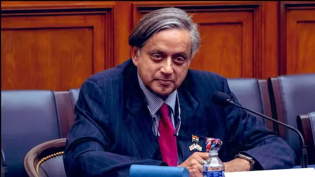 shhashi-tharoor