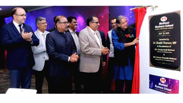 muthoot-main