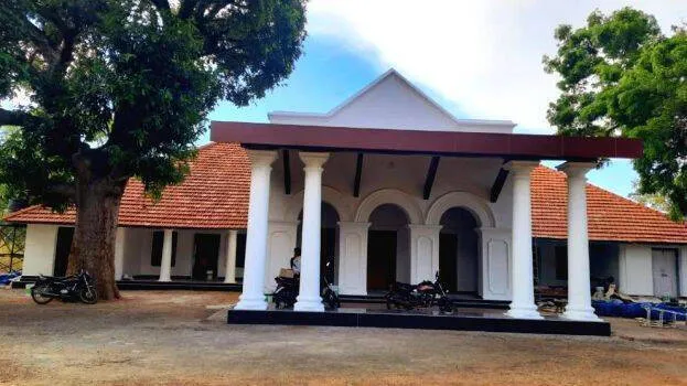 kuttalam-palace