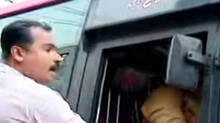 youth-congress-blocks-private-bus-service