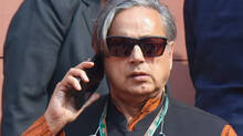 unnithan-questioned-tharoors-commitment-to-the-congress-party