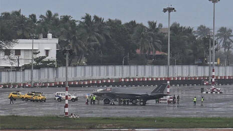 f35-b