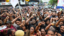vs-achuthanandans-mourning-journey-to-the-soil-of-alappuzha