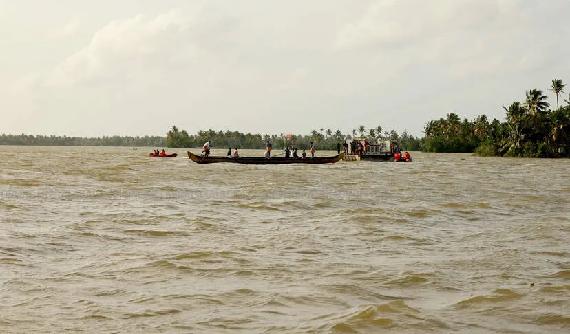 vallam-kayal