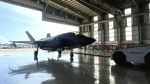 f35