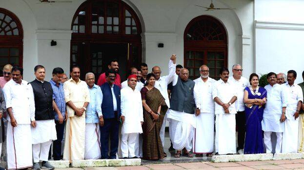 vp-opposition