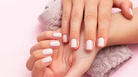 nails