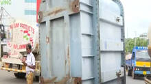 traffic-jam-on-infopark-road-after-transformer-accident