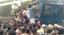 clashes-erupt-during-sfi-march-to---mla-office-of-rahul-mankoottathil