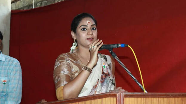 chandira-priyanga chandira-priyanga