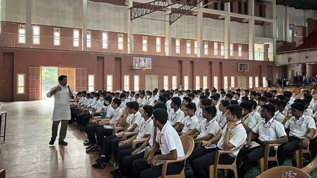 school school
