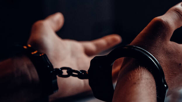 arrest arrest