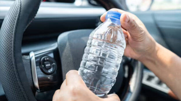 water-bottle water-bottle