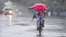 rain-update-in-kerala-yellow-alert-announced-in-various-districts-