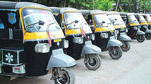 this-complaint-against-auto-drivers-near-railway-station-is-increasing