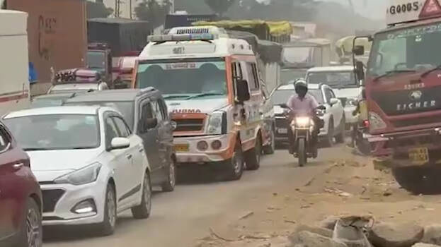 traffic-jam-nh-48 traffic-jam-nh-48