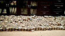 stunning-seizure-from-senoir-ips-officer-house