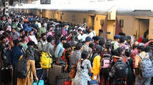 diwali-holiday-rush-in-chennai-railway-stations