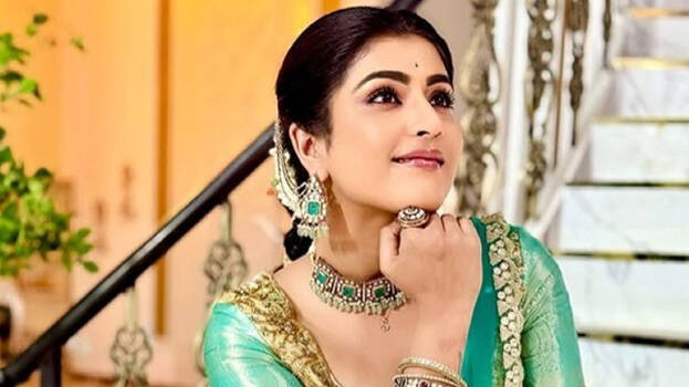 divya divya