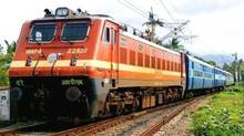 bottle-thrown-from-train-on-injure