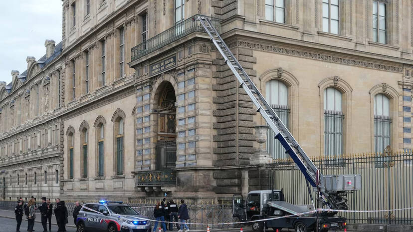 louvre-museum