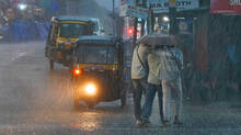 rain-update-in-kerala-yellow-alert-announced-in-various-districts-