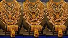 brides-are-allowed-only-three-gold-ornaments