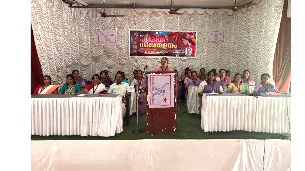mahila- mahila-