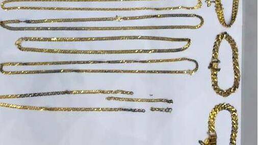 airport-gold